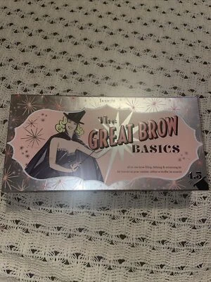 Benefit The Great Brow Basics 4.5 Pcs Set  / New With Box - Image 1 of 2
