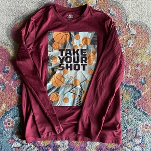 Athletic Works Boys Long Sleeve Red Basketball Shirt Size Large 10/12 - Picture 1 of 2
