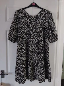 Beautiful Ladies Summer Dress From George In Size 16. Excellent Condition!! - Picture 1 of 9