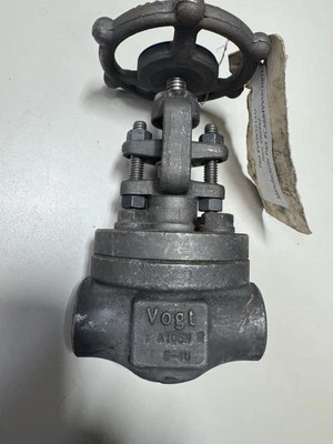 *NEW* Vogt Flowserve SW12141 3/4” 800 Steel Socket Weld Globe Valve - Image 1 of 4