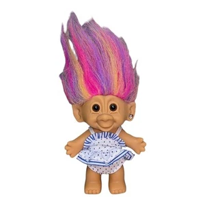 Bright of America Vintage 4,5" Troll Puppe Herz Ohrring Regenbogen Haare blaues Kleid - Bild 1 von 11