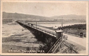 Vintage TIJUANA, Mexico Postcard International Bridge / U.S. Border - Dated 1945 - Imagen 1 de 2