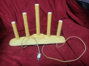 Vintage Electric 5 Candle Christmas Window Candles Plastic Drip Candelabra Works - Picture 1 of 3