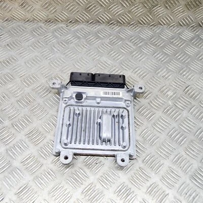 MERCEDES-BENZ E Coupe C207 E220 130kw Centralina motore ECU A6519003701 2014 - Immagine 1 di 4