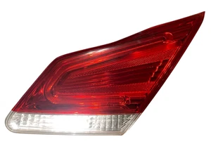 TOYOTA AVALON   TAIL LIGHT LAMP INNER RIGHT  2011  2012 - Picture 1 of 4