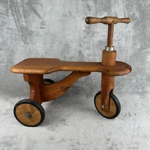 Vintage Wooden Scooter Ride On Toy Wisconsin Wagon Co. (Prop) - Picture 1 of 18