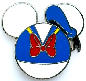2012 - Prendedor comercial Disney - Cabeza de ratón - Traje Donald Duck (D13) - Imagen 1 de 2