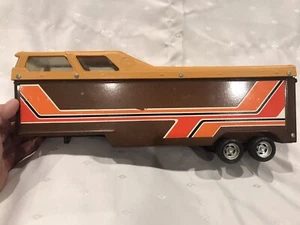 VINTAGE ERTL WESTERN CHAMPIONSHIP RODEO PLAY HORSE TRAILER 18” Living Quarters - Picture 1 of 6