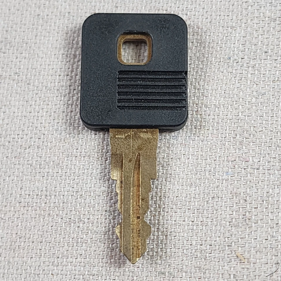 1 Factory Original Genuine Craftsman Tool Box Replacement Key 8217 - Image 1 of 3
