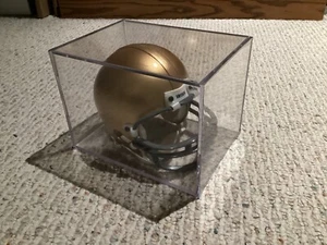 Notre Dame Fighting Irish Riddell Speed Mini Helmet In Acrylic Protective Case - Picture 1 of 8