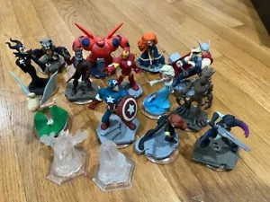 Disney Infinity collection - figures, discs, & video game portal - Picture 1 of 3