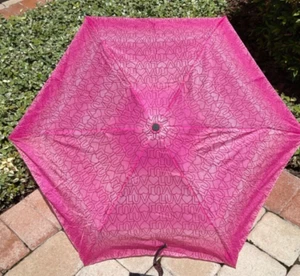 BETSEY JOHNSON  WOMEN'S UMBRELLA  PINK  LUV  AUTOMATIC OPEN 42 INCH COVER NWT - Picture 1 of 2