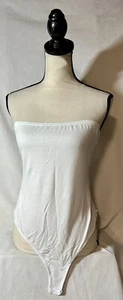 Pretty Little Thing NWOT White Sleeveless Bodysuit Size 10 Timeless Classic - Picture 1 of 6