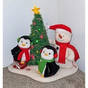 Hallmark 2006 Christmas Decor Animated Musical Snowman Penguins Tree Light WORKS - Picture 1 of 6