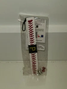PITTSBURGH PIRATES GAMEWEAR BASEBALL SEAM BRACELET SEALED - Picture 1 of 2