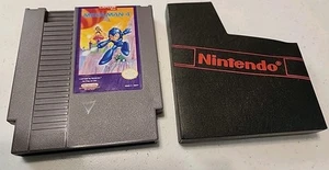 Nintendo NES Mega Man 4 Authentic Capcom Cartridge w Sleeve 1991, rare collect - Picture 1 of 3