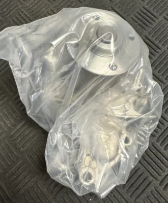 DNJ Engine Water Pump - WP933 - For Toyota Corolla, Celica & Geo Prizm - Image 1 of 4