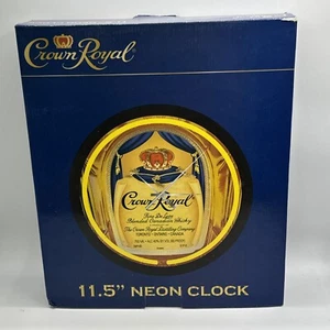Orologio 11,5" Corona Royal Whisky Insegna Bottiglia Viola Neon Uomo Bar Grotta Garage - Foto 1 di 5