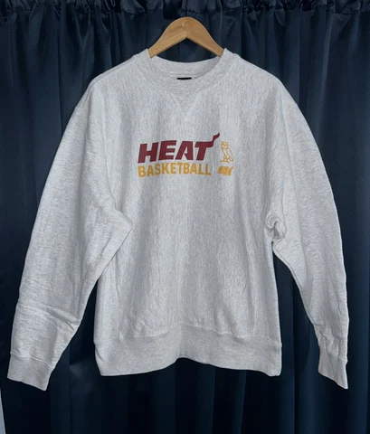 October’s Very Own Miami Heat Sweatshirt!! Size Large Cover