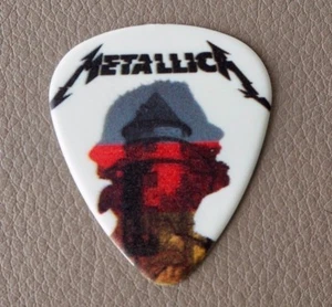 Metallica - Stuttgart 09.04.18 Worldwired Tour 100% Authentic RARE Guitar pick - Bild 1 von 2