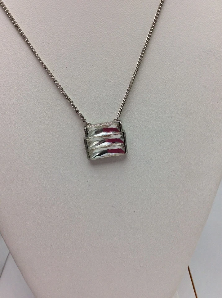 Collar Colgante Baguette Tono Plata Kenneth Cole $38 #7A Foto 1 de 1