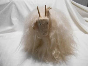 Echtes gekämmtes Wollschaf mit echtem Wollgesicht und Ohren - Bild 1 von 4