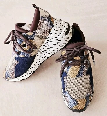 Tênis Steve Madden Feminino Cliff Wedge Azul Camurça e Pele de Cobra, Tamanho. 6,5 - Imagem 1 de 4