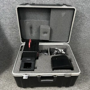 Camerz Z 11-M SLR Medium Format Camera W/Case 75-150MM Lens & Auto-Magazine - Picture 1 of 15
