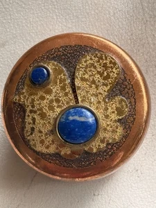 MIXED METALS CHILEAN TRINKET PILL BOX WITH DOVE & LAPIS LAZULI - Picture 1 of 7