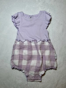 Mameluco a cuadros morado para bebé niña Ivy Hill 6-9 meses una pieza - Imagen 1 de 4