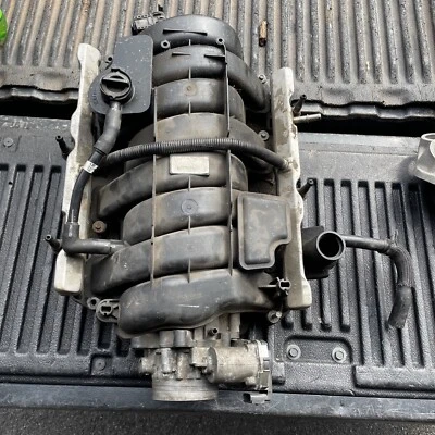 Впускной коллектор DODGE DURANGO 13 14 15 16 17 18 19 20 22, 13-18 рам? - Изображение 1 из 4