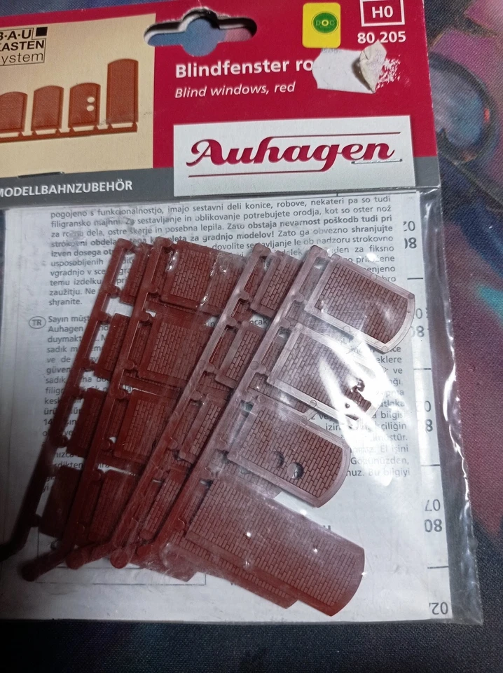 AUHAGEN 80205 PORTE E FINESTRE CHIUSE  SCALA 1/87 - Immagine 1 di 1