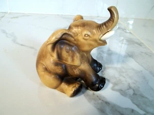 Vintage Sitting Baby Elephant Figure, Handpainted Porcelain Pottery, Detailed - Picture 1 of 4