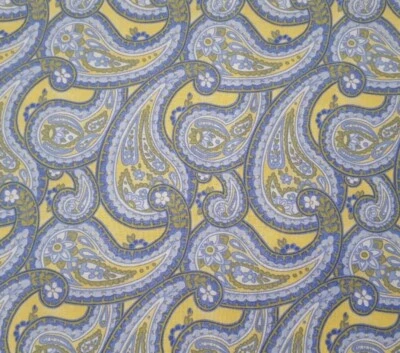 32" Paisley Unbranded 100% Cotton Fabric Blue Green Yellow - Image 1 of 3