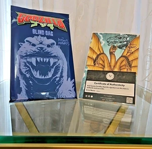 Bolsa ciega Godzilla #1 Arthur Adams SDCC 3 libros paquete sellado MÁS 1/1 libro de comentarios - Imagen 1 de 9