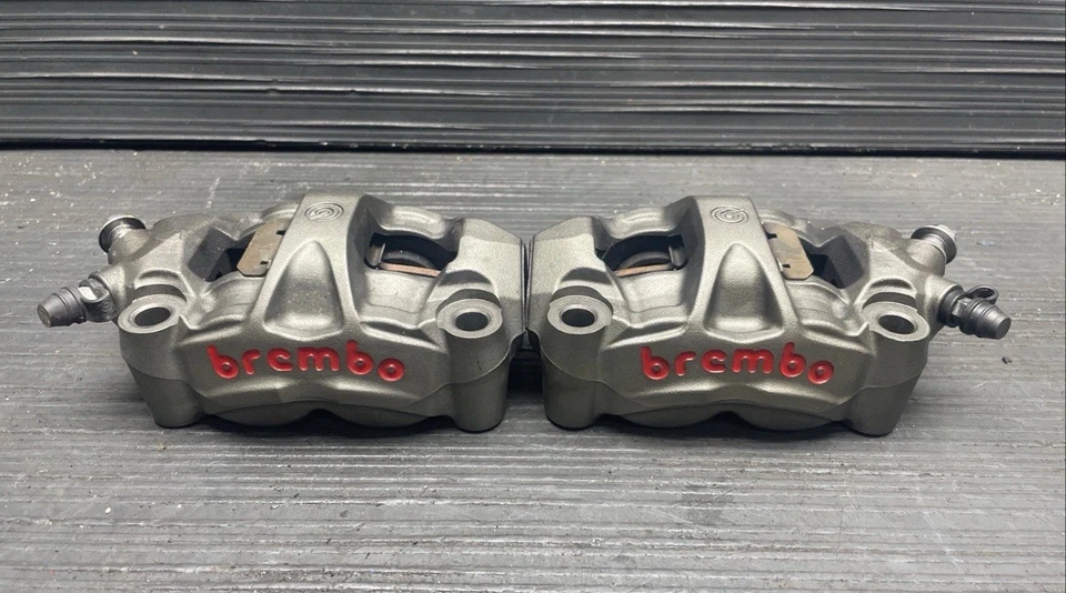 PINZAS DE FRENO DELANTERAS KAWASAKI NINJA ZX10R 2024 21-24 OEM BREMBO PINZA Foto 1 de 1