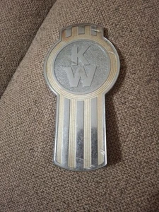 Vintage Kenworth Hood Emblem - Picture 1 of 2