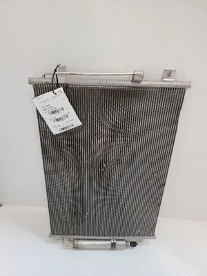 Condensador de aire acondicionado Nissan Quest 2011-2017 3,5 L 921101AA0A 11-17 Foto 1 de 4