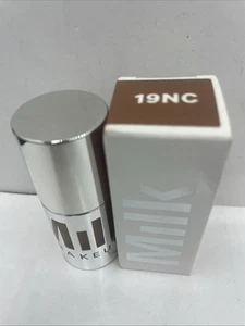 Maquillaje de leche 19NC Future Fluid 8,5 ml/0,28 oz NUEVO - Imagen 1 de 5