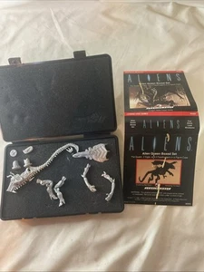 JUEGO EN CAJA ALIEN QUEEN MINIATURAS ALIENS 25mm METAL MINIS JUEGOS DE VANGUARDIA 1991 - Imagen 1 de 5