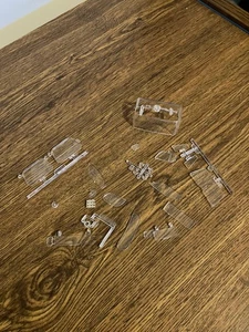 Vintage ??? lot de pièces maquette plastique échelle - pièces plastique transparent dépotoir - Photo 1/6