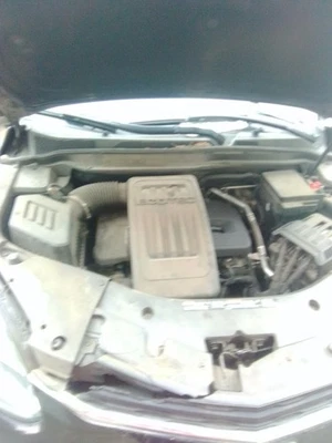 Used Washer Fluid Reservoir fits: 2017 Chevrolet Equinox solid neck Grade A Foto 1 de 4