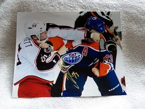 Edmonton Oilers Jason Strudwick Signed Fight 8x10 Photo Auto - Imagen 1 de 1