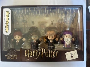 Fisher-Price Little People Collector Harry Potter and The Sorcerer’s Stone Set - Picture 1 of 7