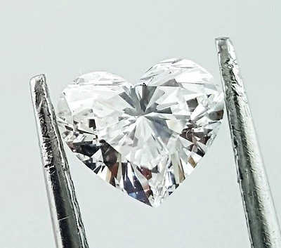 Natural Loose Diamond 0.75 CT E Color SI1 Clarity GIA Certified Heart Cut  - Image 1 of 4