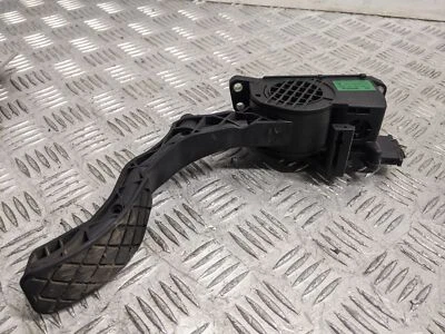 Pedal acelerador Seat Ibiza Mk4 Tdi 5 puertas hatchback 2010  Foto 1 de 4