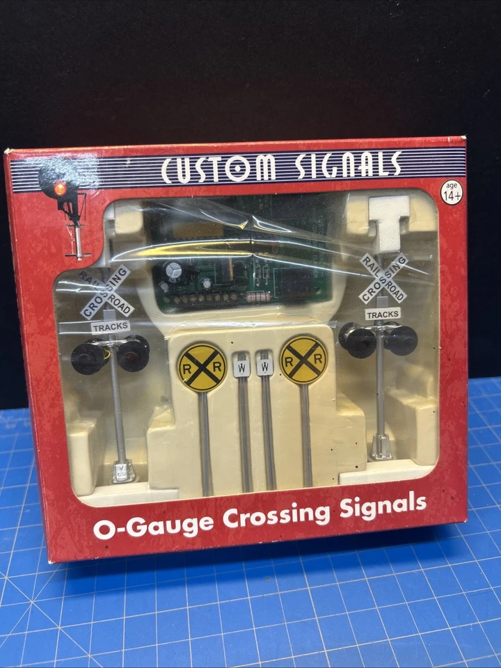 O-Gauge Custom Modular  Signals  Operating Crossing Signal Model CS-2 - Image 1 of 3