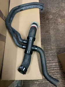 ford 5.4 Lower radiator hose expedition navigator km-3305 f75z8286ma - Picture 1 of 2