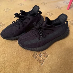 yeezy boost 350 v2 black - Picture 1 of 5