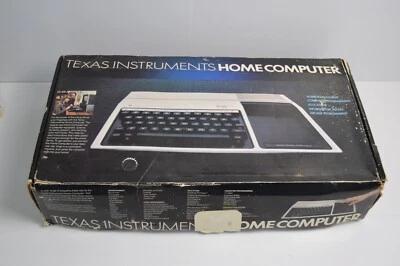 Computadora doméstica vintage Texas Instruments TI-99/4A enciende + juegos Foto 1 de 4